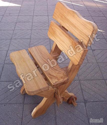 Klasikinė kėdė su ratukais